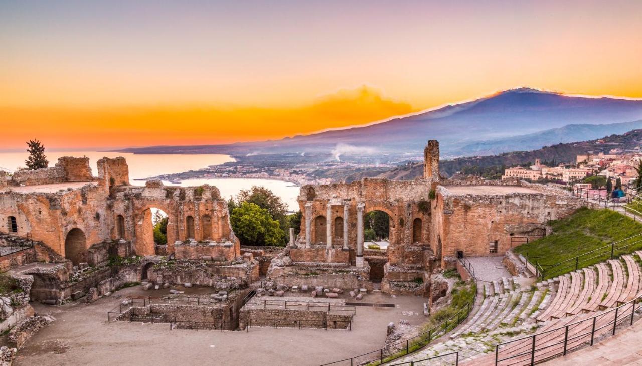 Alpha22 Apartment Giardini Naxos Εξωτερικό φωτογραφία