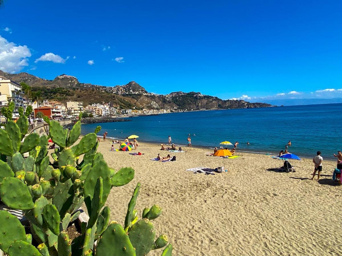 Alpha22 Apartment Giardini Naxos Εξωτερικό φωτογραφία