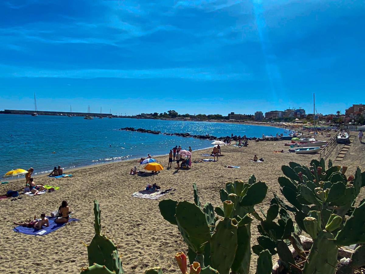 Alpha22 Apartment Giardini Naxos Εξωτερικό φωτογραφία