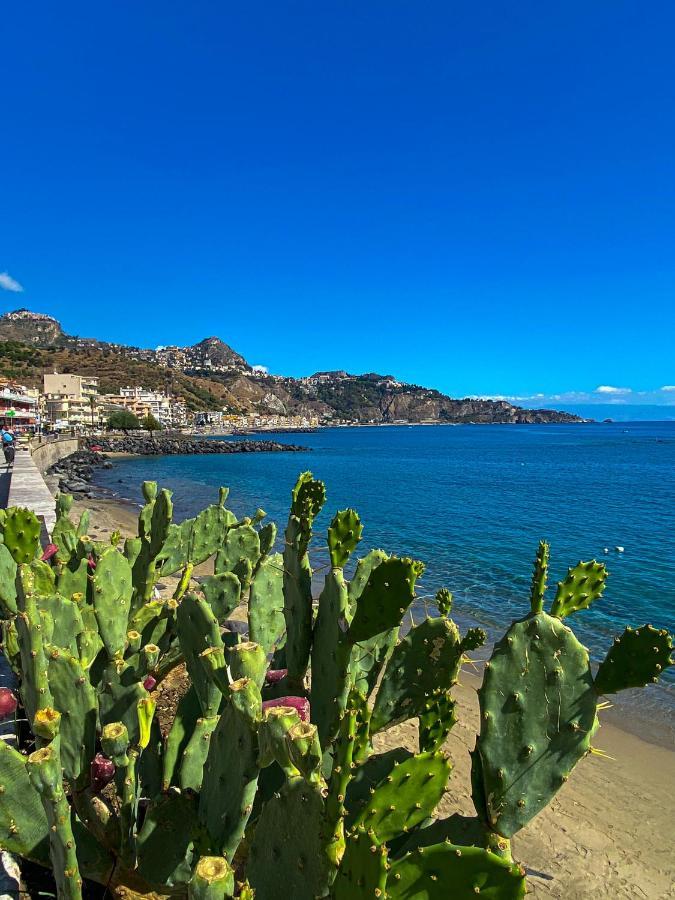 Alpha22 Apartment Giardini Naxos Εξωτερικό φωτογραφία