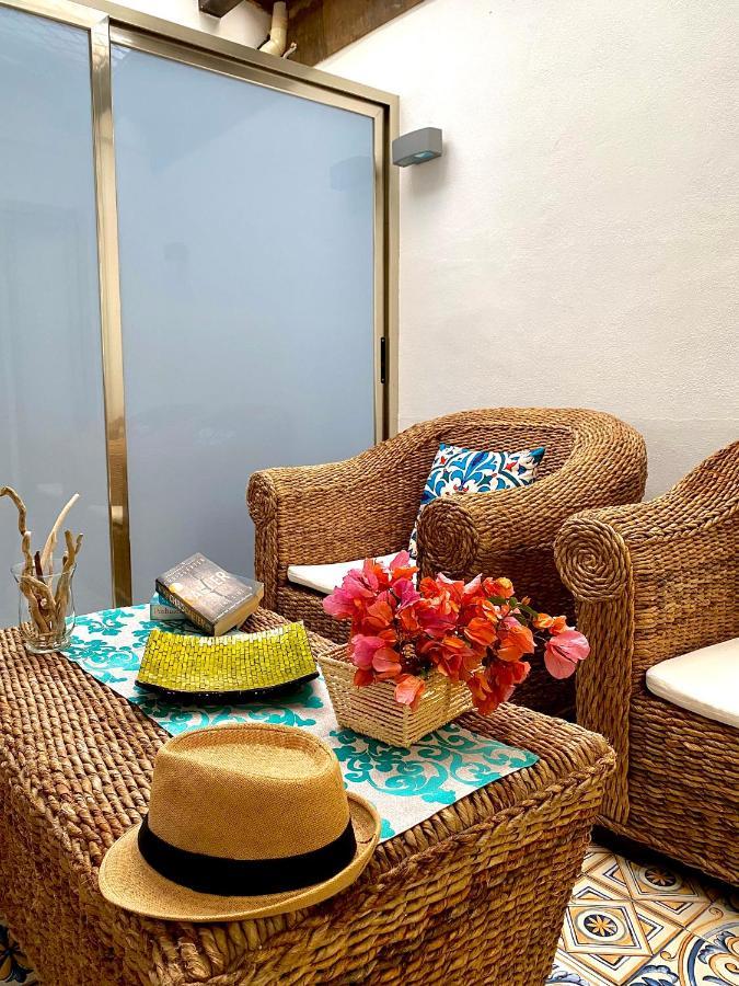 Alpha22 Apartment Giardini Naxos Εξωτερικό φωτογραφία
